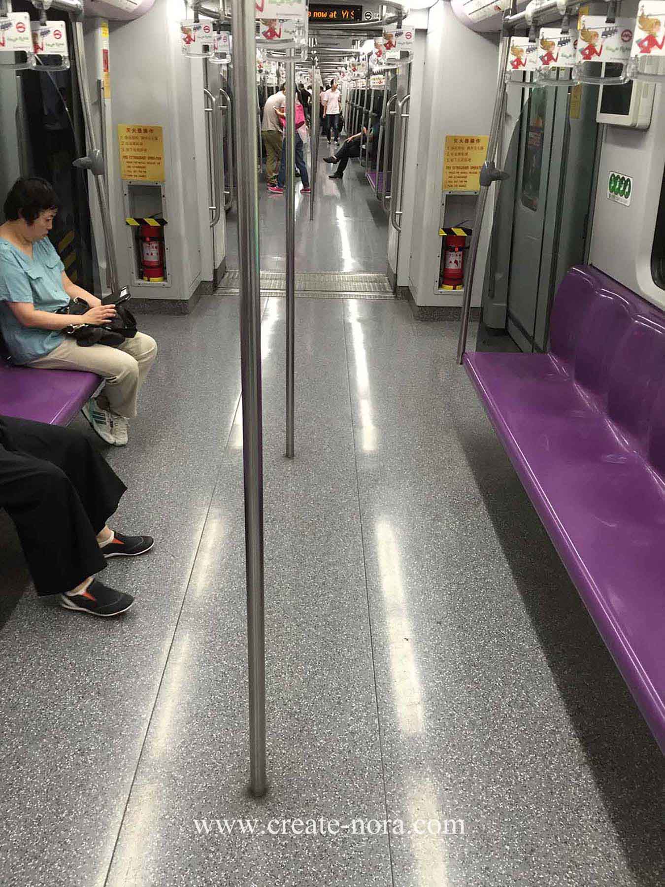the photo of nora rubber flooring in Shanghai Metro 2